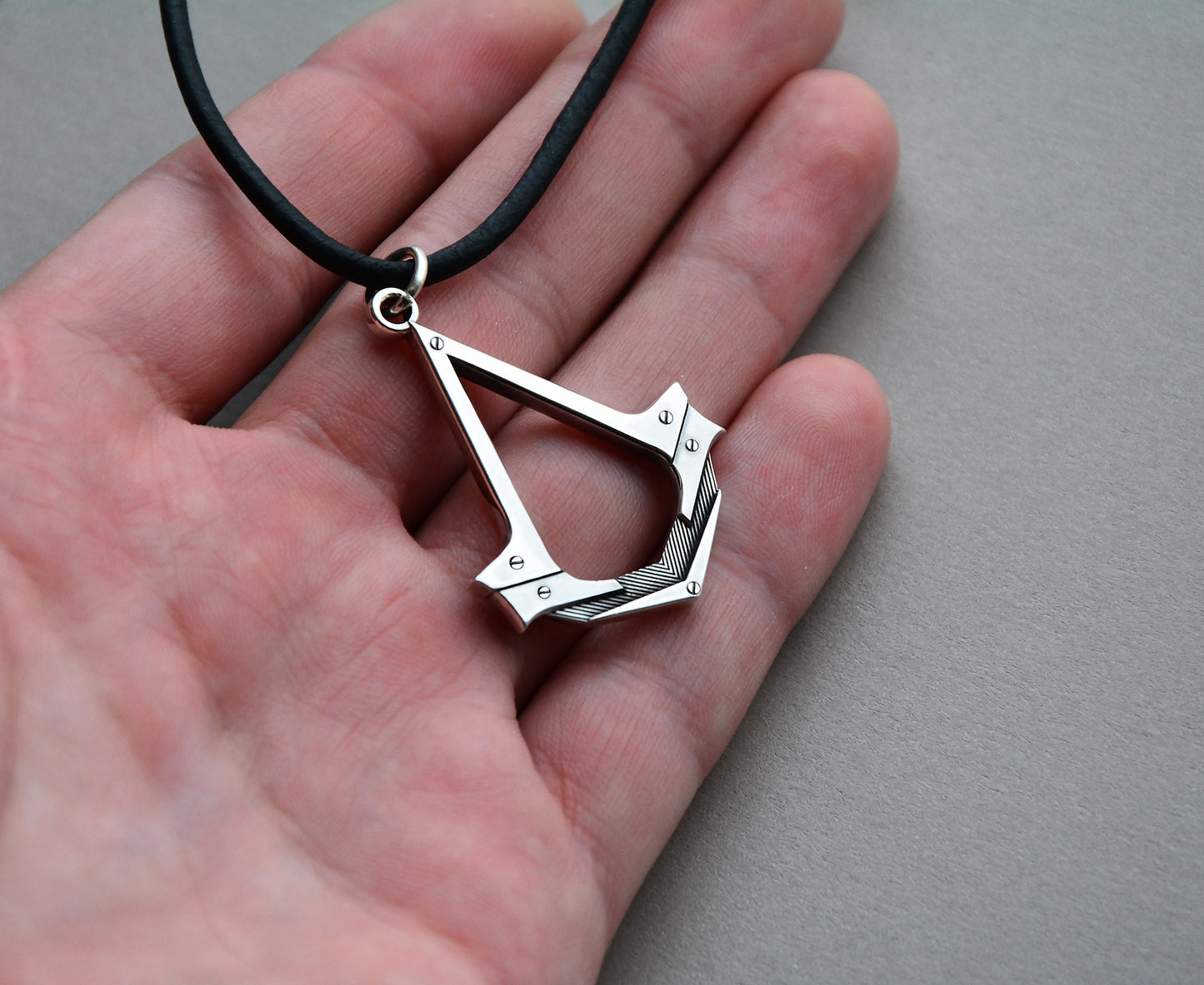 Assassin's Creed Syndicate sterling silver Pendant