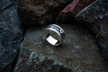 Elements signs ring