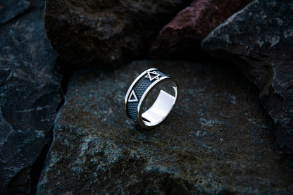 Elements signs ring