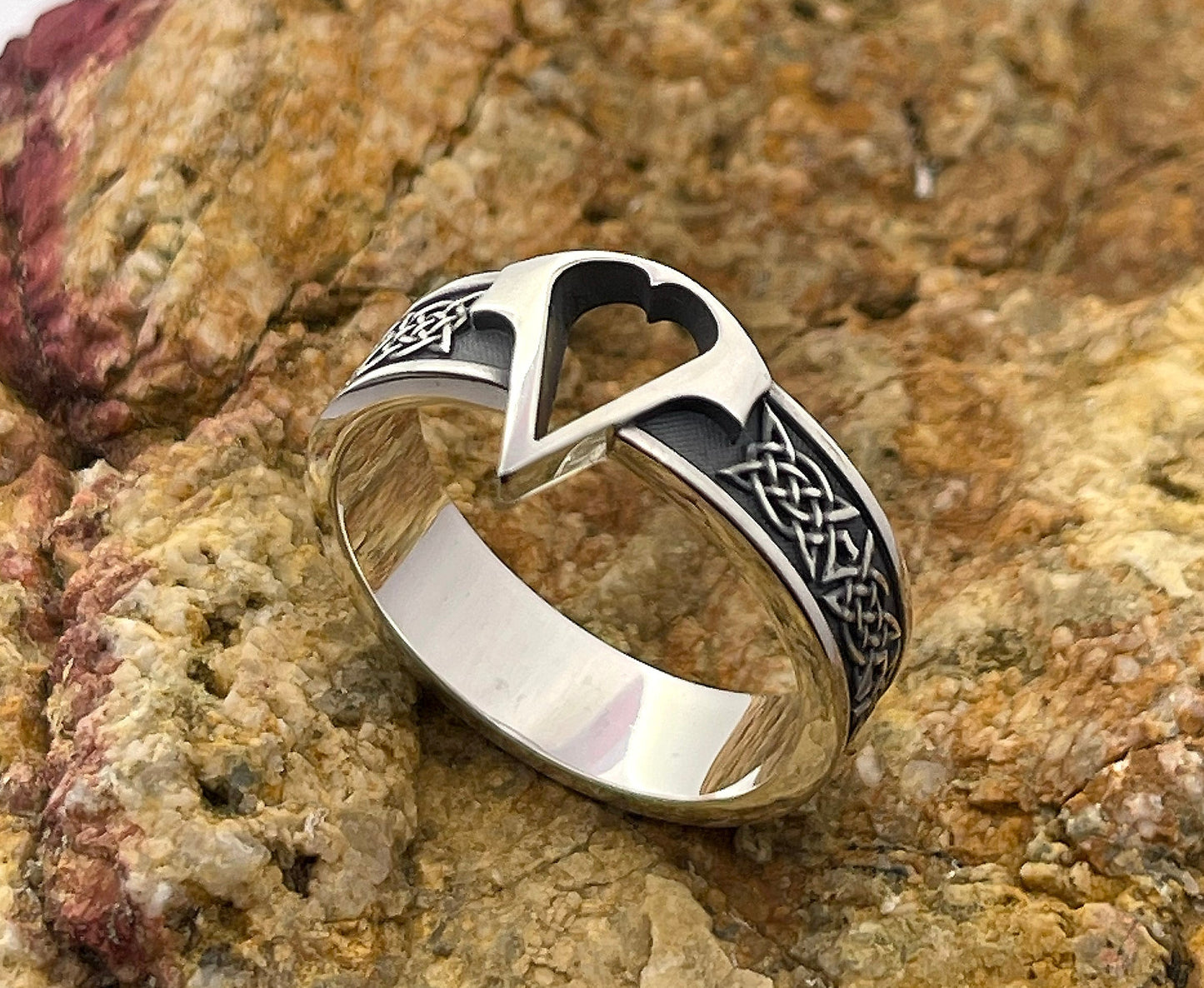 Assassin's Creed Classic Ring