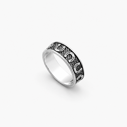 Lucky Horseshoe ring