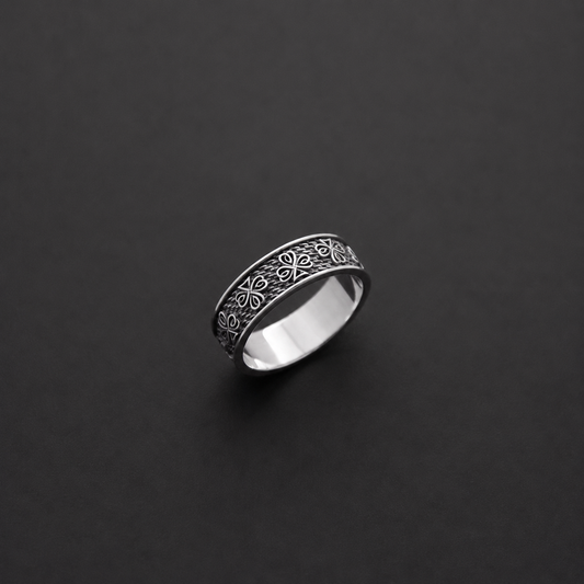 Lucky Clover ring
