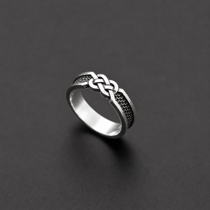 Sterling silver ring with infinity knot design