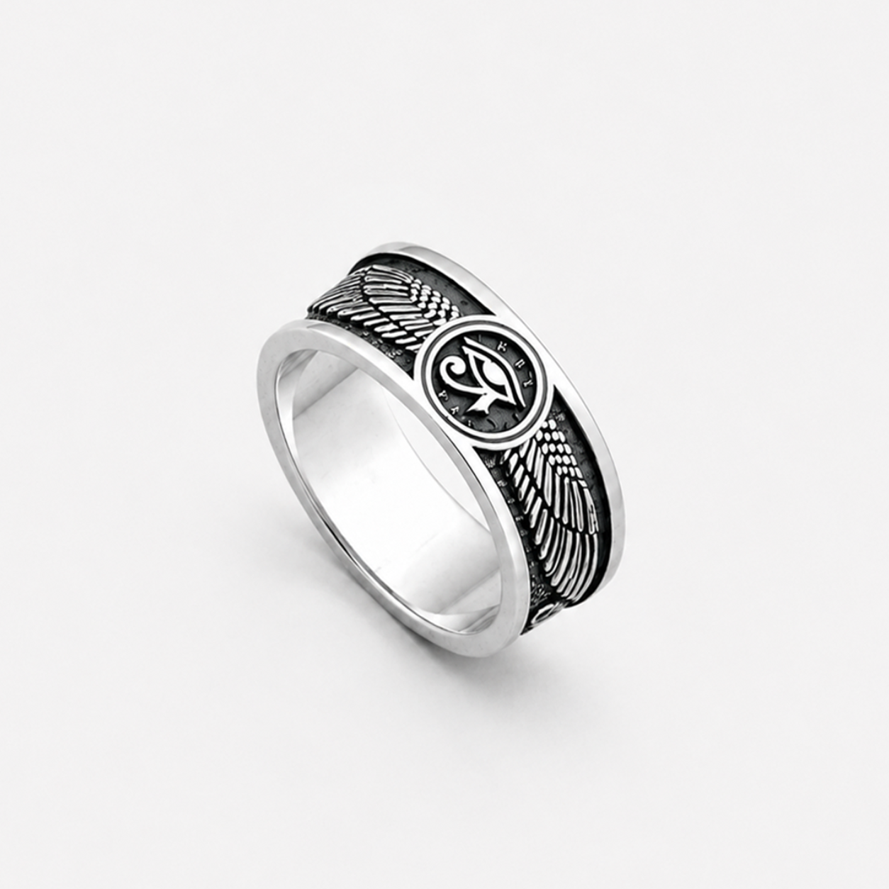 Sterling silver ring with Eye of Horus design