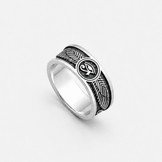 Sterling silver ring with Eye of Horus design